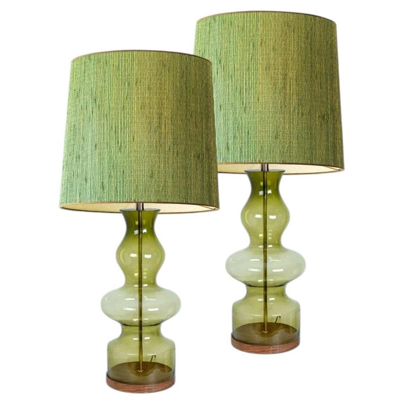 1 of the 2 XL Glass Green Shaped Table Lamps with Rattan Lampshades R. Houben