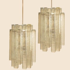 1 des 5 suspensions « Doria » en verre strié et laiton, Allemagne, années 1960