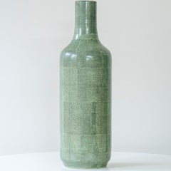 Lámpara de cerámica esmaltada moteada en verde, pantalla marrón hecha a medida por R. Houben