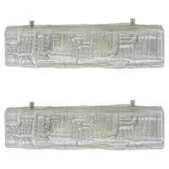 1 de los 2 apliques de pared de cristal texturizado y cromo, Hillebrand 1960