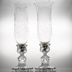 Coppia di vasi in cristallo trasparente strutturato Baccarat, Francia