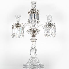 Schöner Baccarat Kandelaber aus klarem Kristall für 3 Kerzen, Frankreich