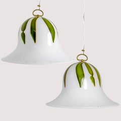 1 der 2 XL Glockenförmige Murano Glas Anhänger Weiß Grün Blätter, La Murinna