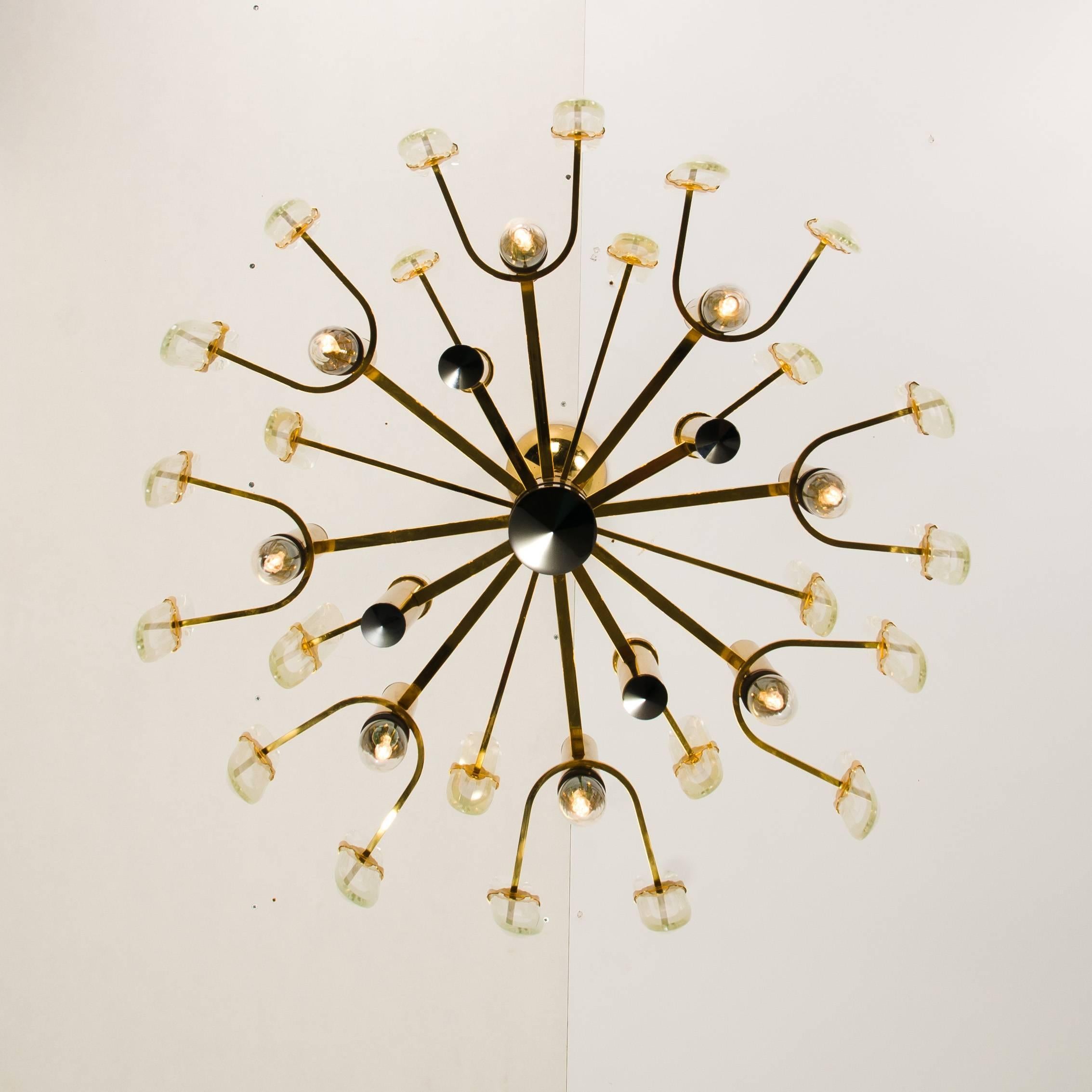 Brass Large Gold-Plated Crystal Chandelier with Twelve Lights by Gaetano Sciolari