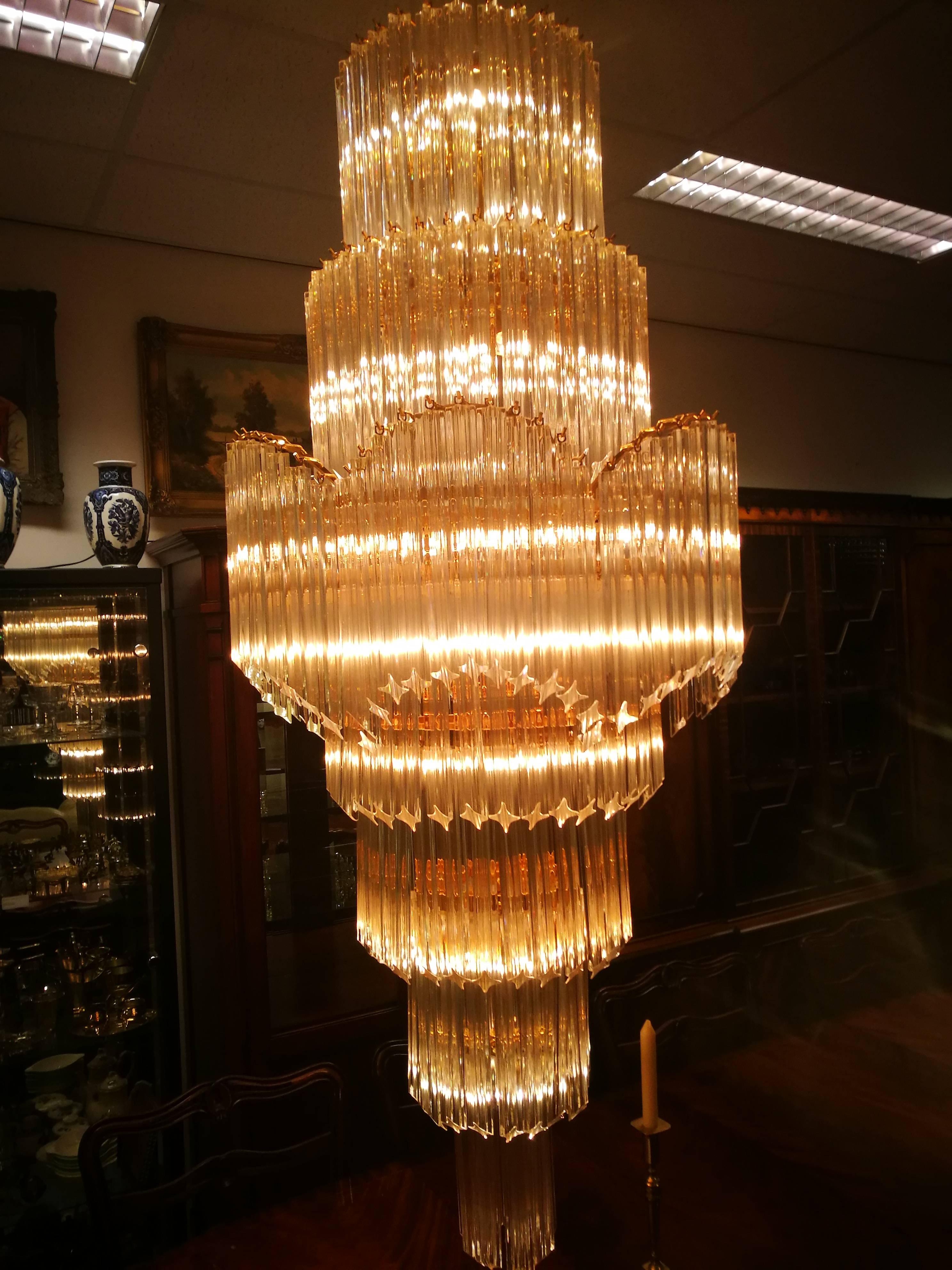 Enormous Venini Triedi Seven Tiers Murano Glass Brass Chandelier, 1960 4
