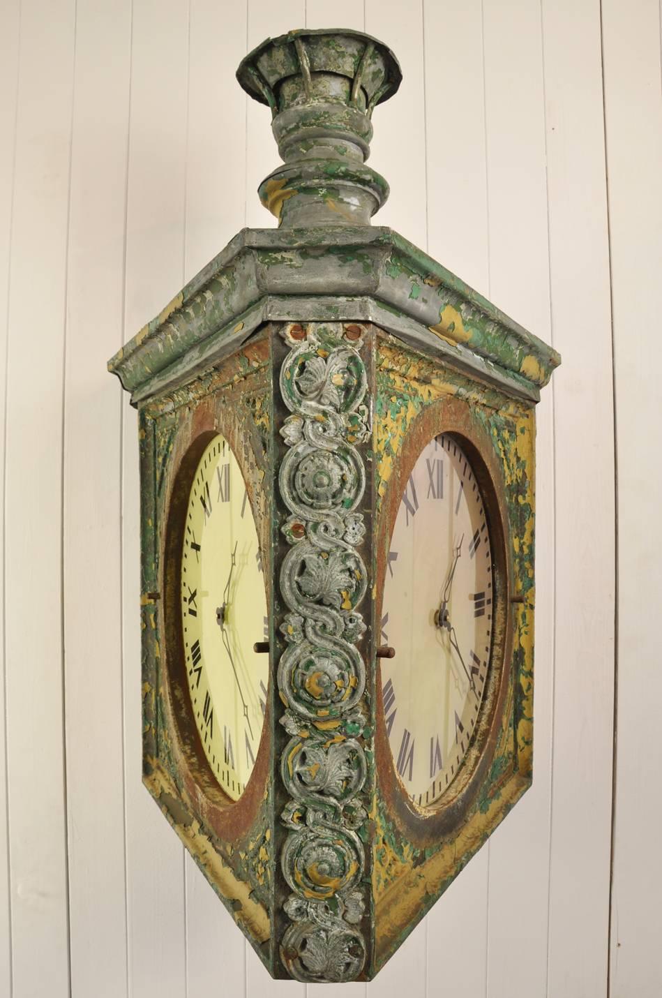 Dutch 19th Century Rare Station Clock In Distressed Condition In Cirencester, Gloucestershire