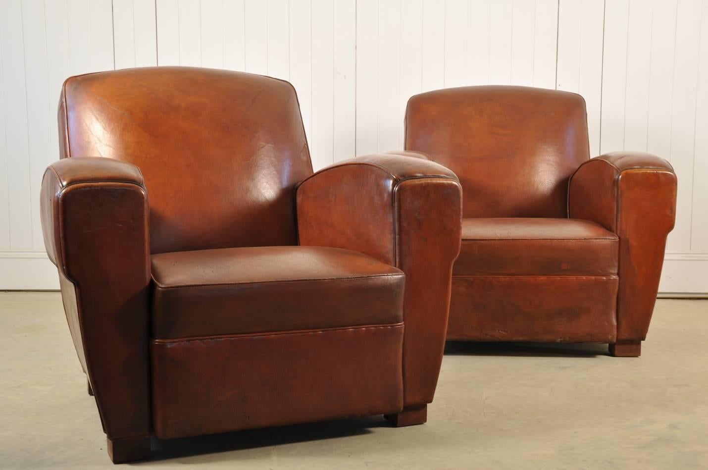 Pair of 1940s Leather Armchairs For Sale 4