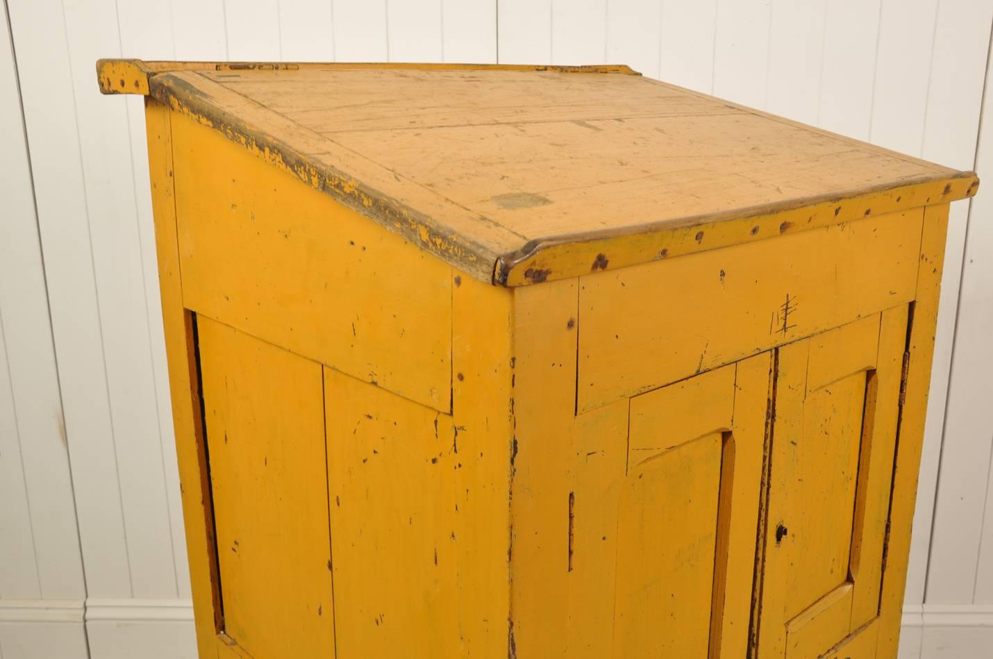 Early 20th Century Antique Spanish Yellow School Lectern or Side Cupboard, circa 1920