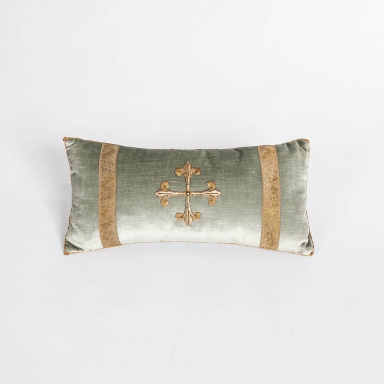 Louis XVI Pair of Pastel Green Colored Velvet Pillows with Antique Metallic Embroidery  For Sale