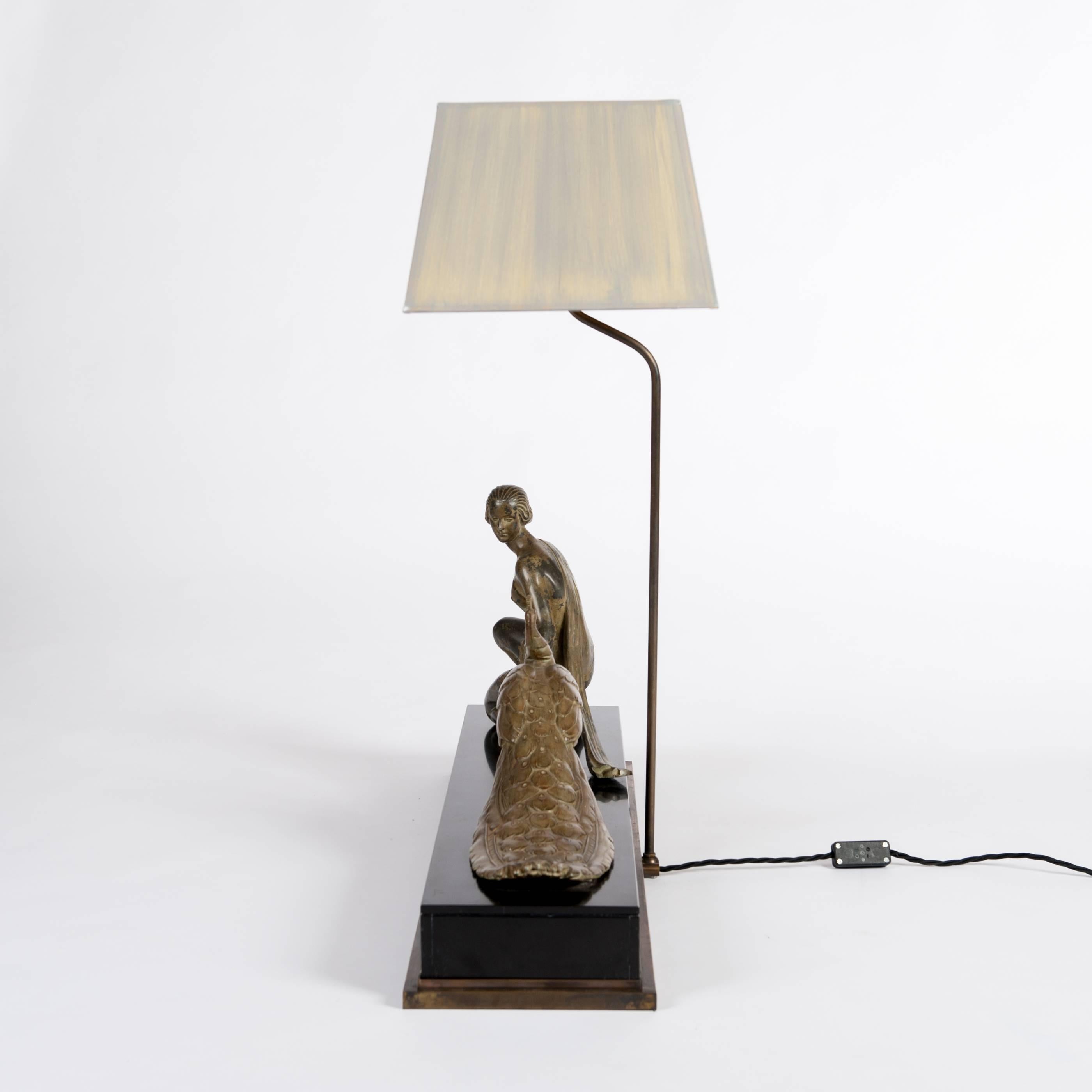 Patinated Large Art Déco Figural Table Lamp in Cast Bronze on Marble Top, Signed A. Ouline