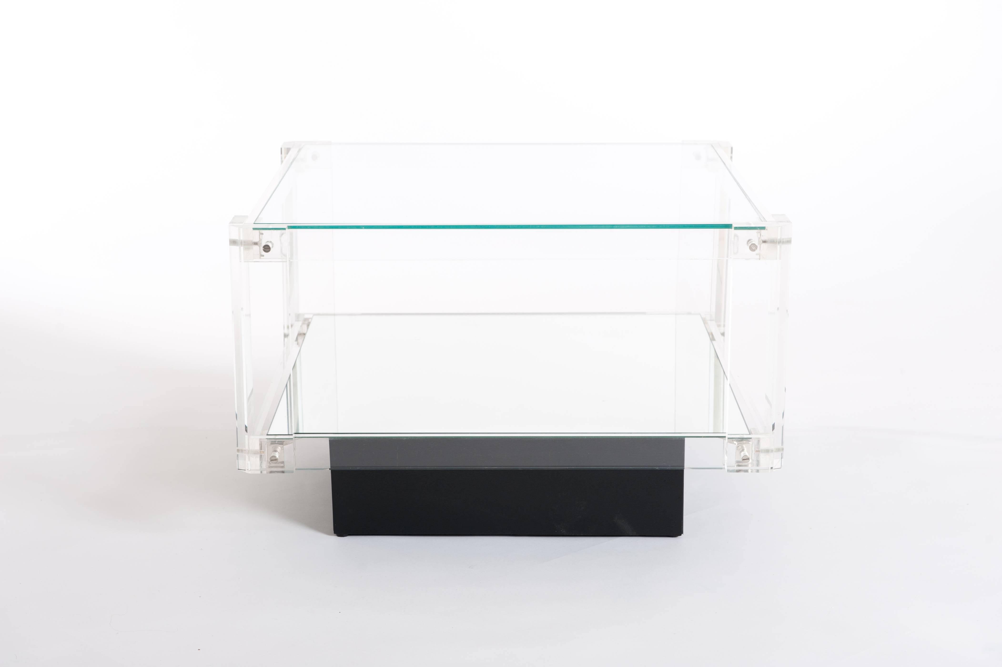 Pair of Scandinavian Acrylic Glass Side Tables from the 1960s In Good Condition For Sale In Salzburg, AT