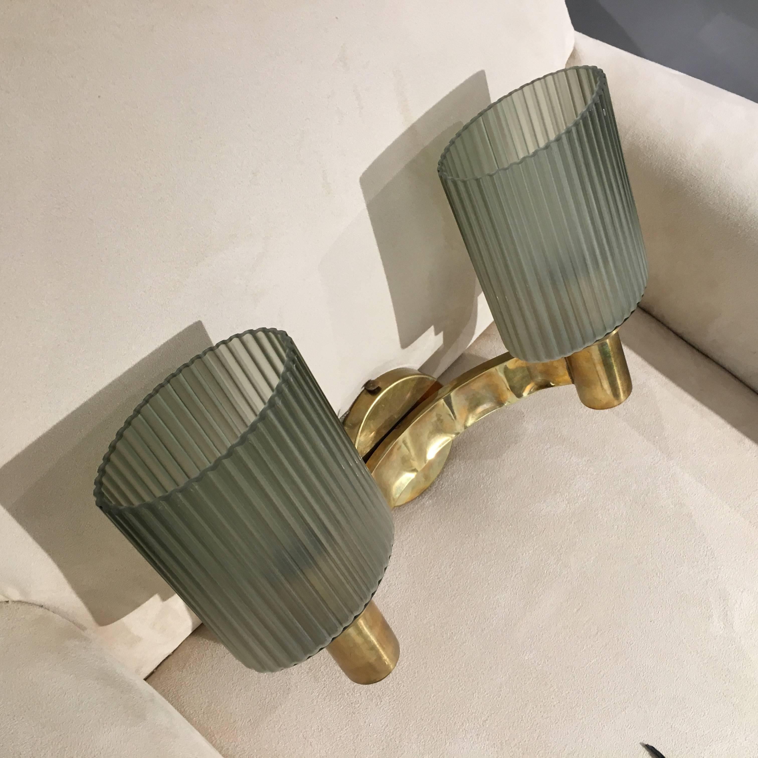 Italian 20th Century Grey Murano Glass and Brass Eighteen-Light Chandelier 1