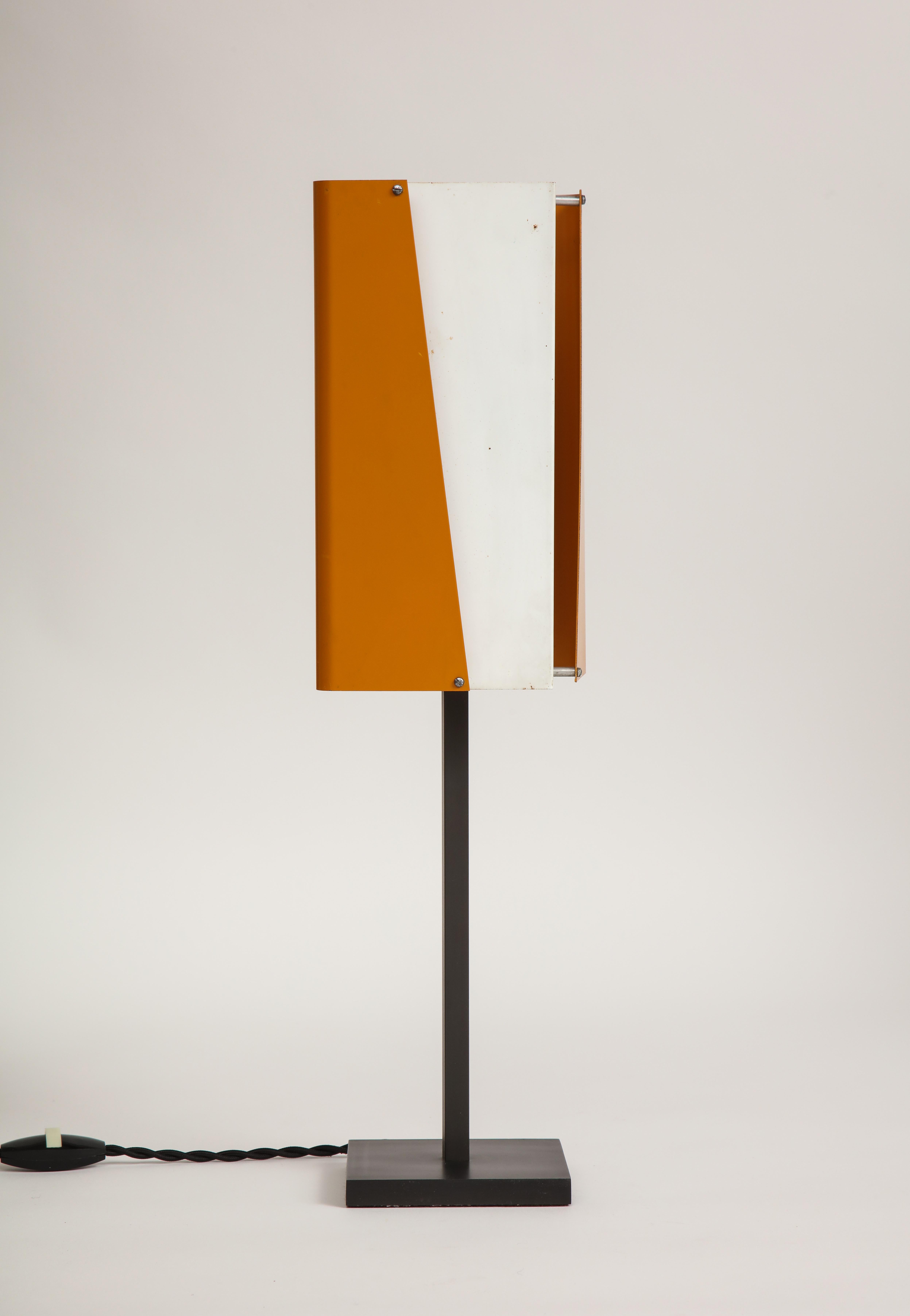 Orange and White 1960s Lyfa Metal Table Lamp In Good Condition In New York, NY