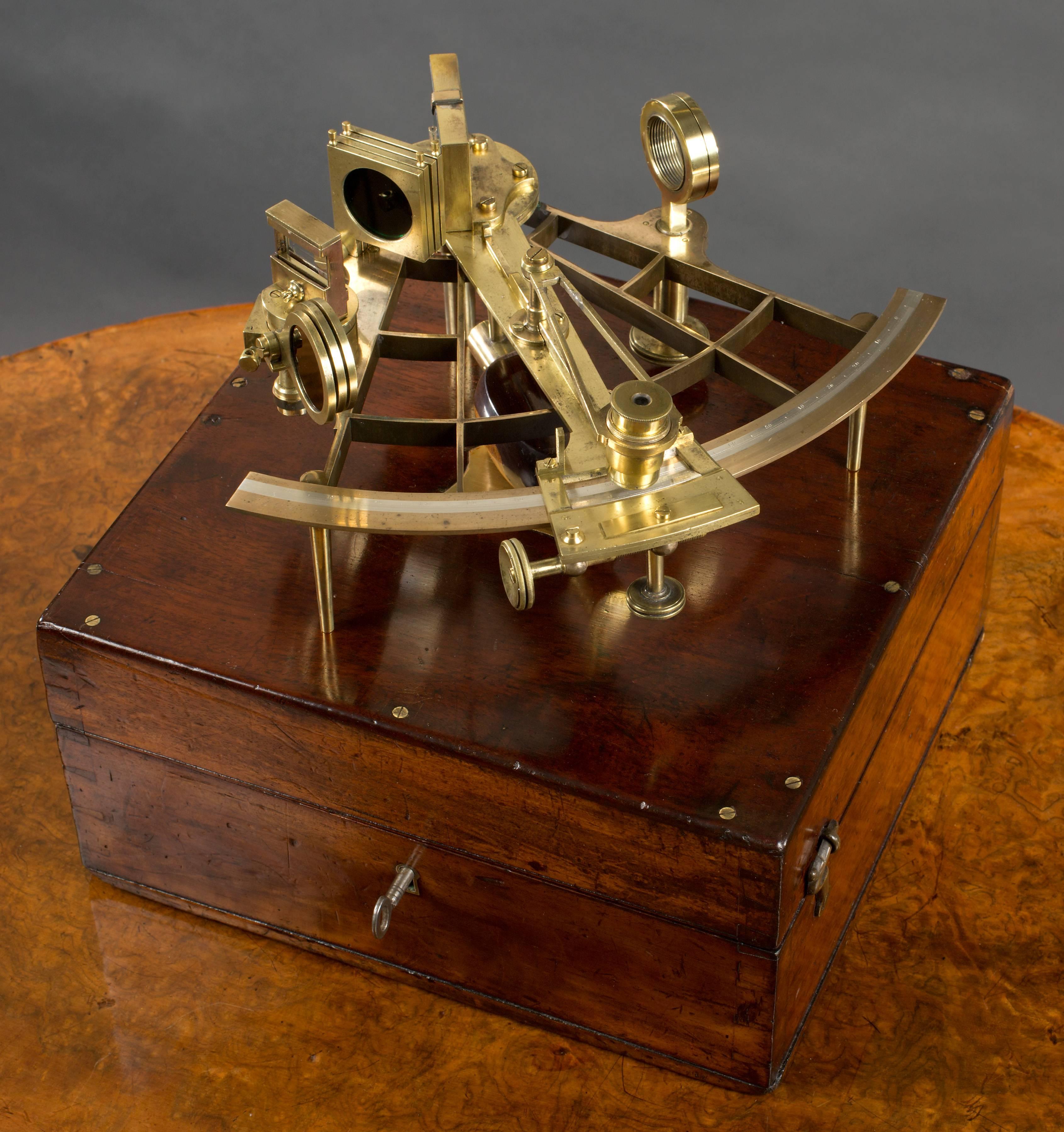 Victorian Vernier Sextant by Crichton Brothers, London In Good Condition For Sale In Norwich, Norfolk