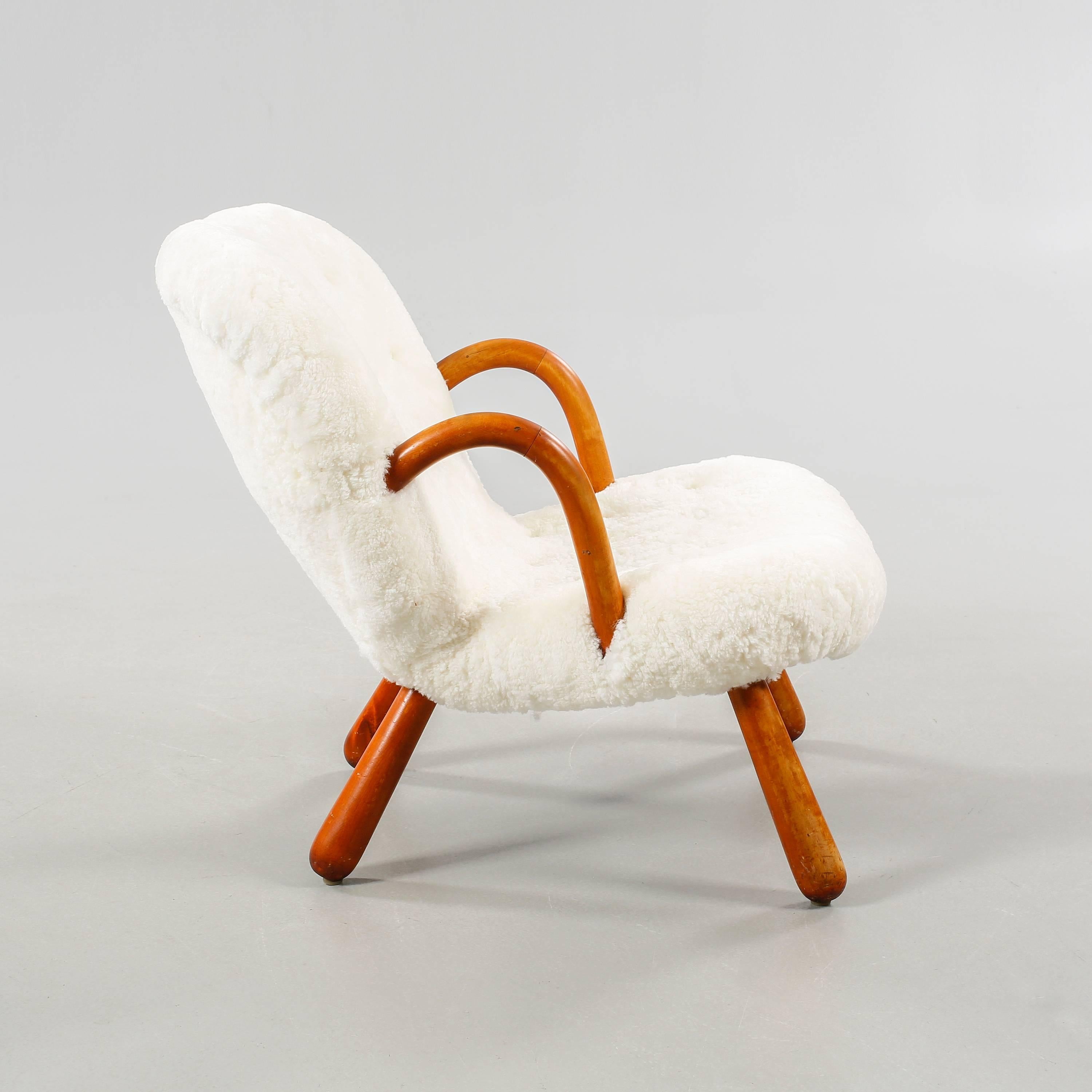 Mid-20th Century Philip Arctander Clam Chair 