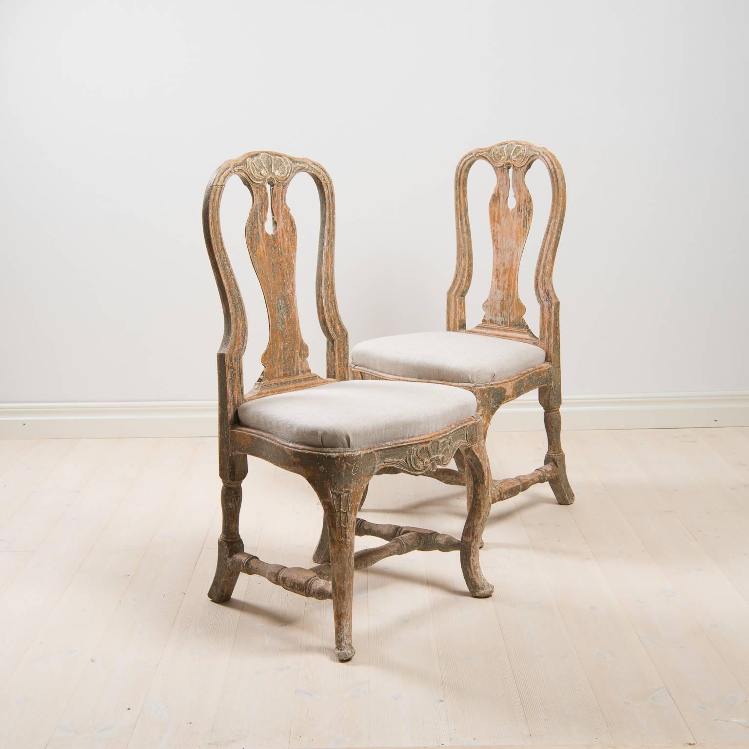 Schwedische Rokoko-Stühle des 18. Jahrhunderts (Holz) im Angebot