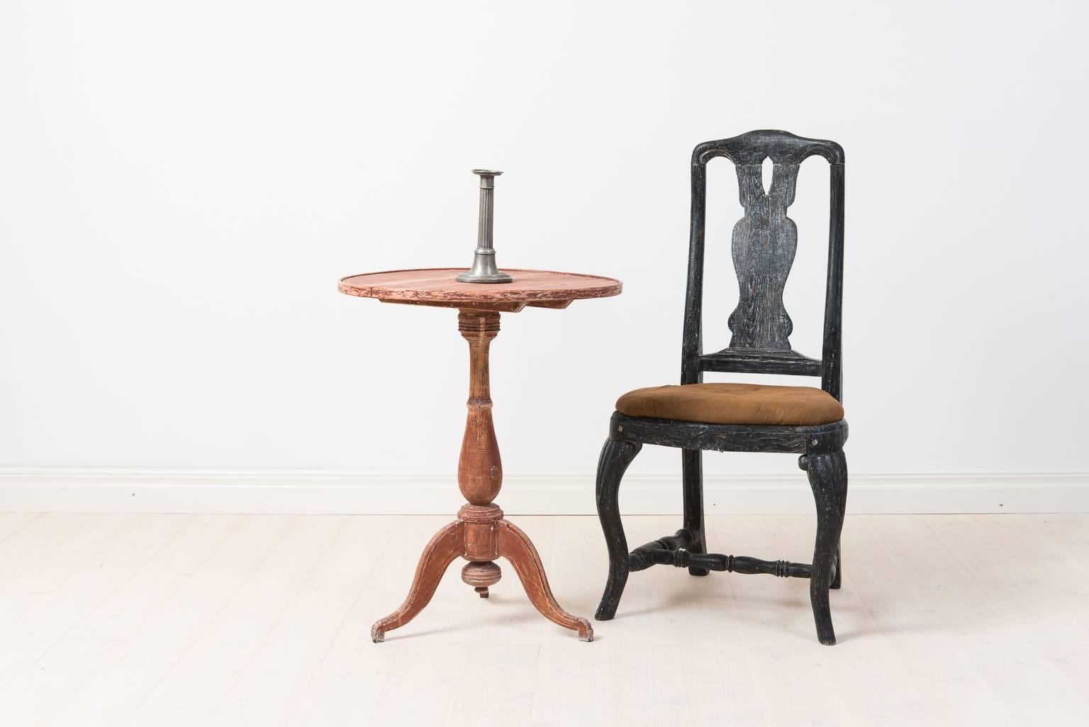 Pedestal table from Hälsingland, Sweden, circa 1820 