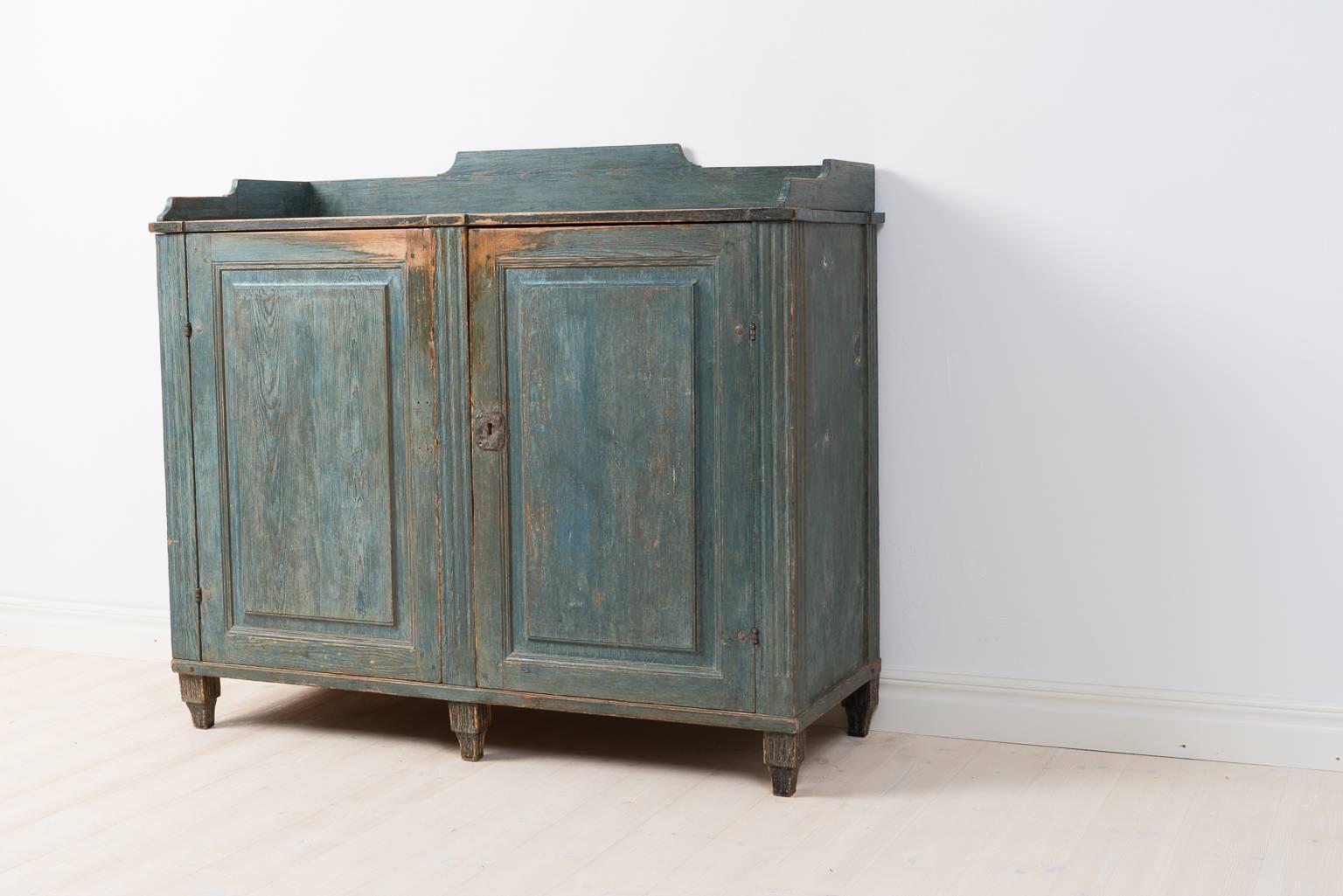 18th Century Gustavian Sideboard Dry Scraped to Original Paint 1