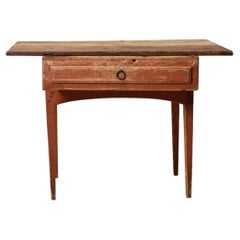Tavolino svedese antico in stile folk art della fine del XVIII secolo, originale e autentico, con cassetto
