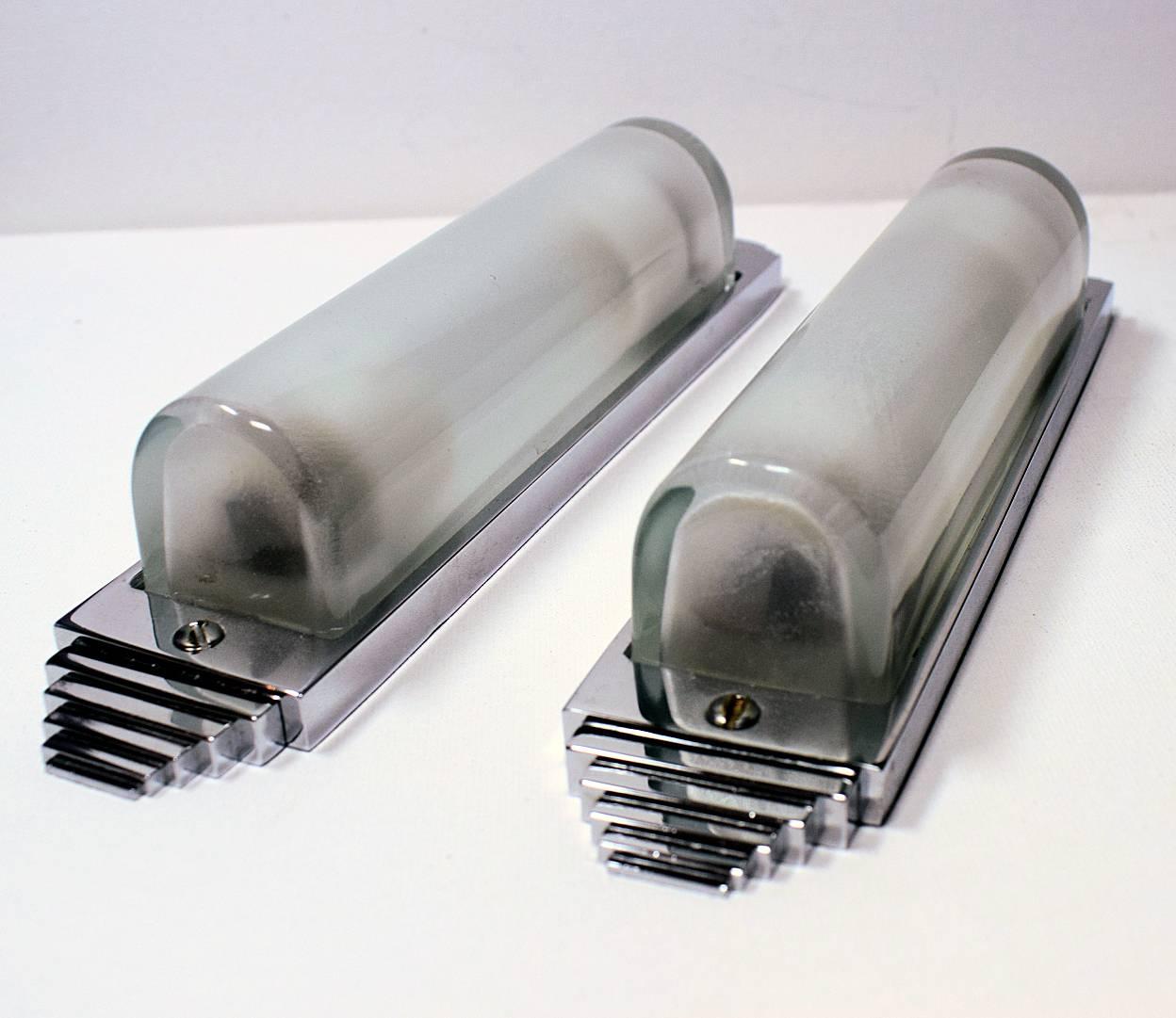 For your consideration is this English modernist Art Deco pair of matching wall lights. Ideal for bathrooms, hallways or any where that needs framing with some glamorous lighting. Totally authentic and to the period and in excellent condition with