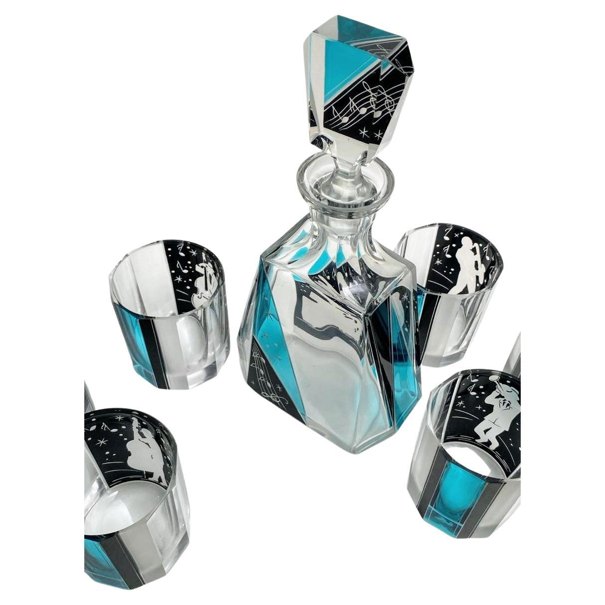 Art Deco 'Jazz Man' Glass Decanter Set with 6 Matching Glasses, c1930 In Good Condition For Sale In Devon, England