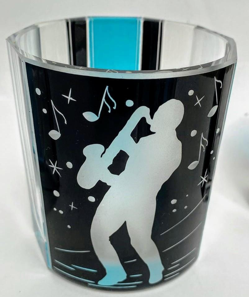 Art Deco 'Jazz Man' Glass Decanter Set with 6 Matching Glasses, c1930 For Sale 8