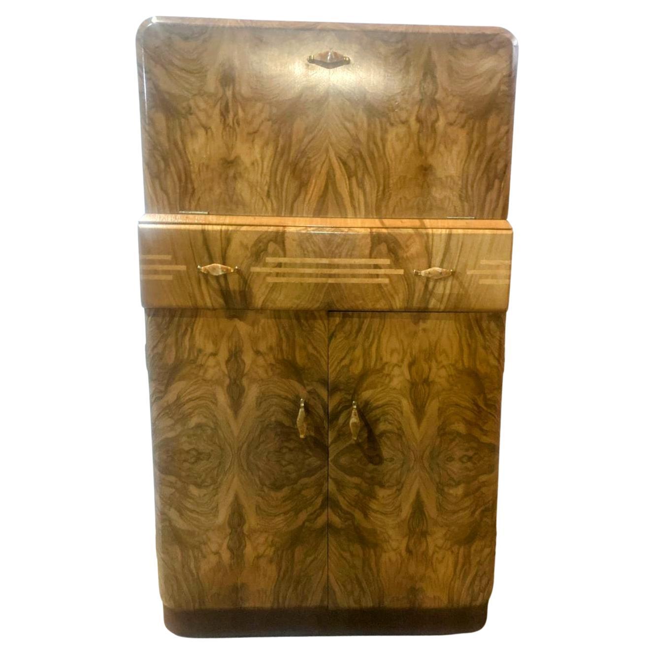 Art Deco Figured Walnut Dry Bar Cocktail Cabinet, English, c1930 For Sale