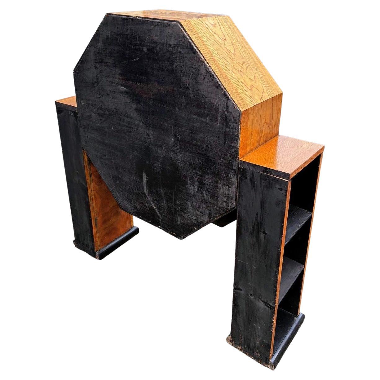 Glass Spectacular Art Deco Walnut Display Vitrine Cabinet, English, circa 1930s For Sale