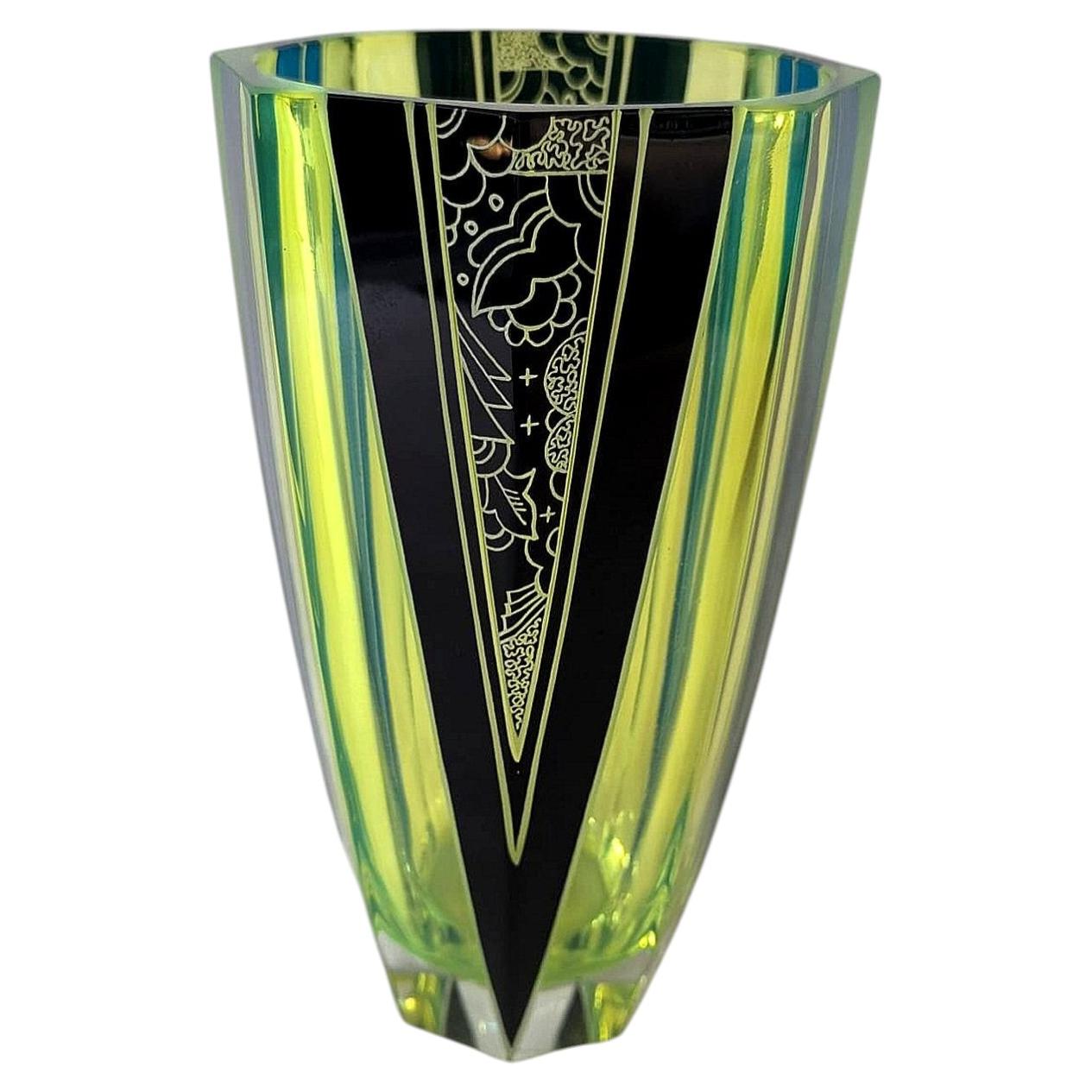 Art Deco Vases and Vessels - 3,369 For Sale at 1stDibs | art deco