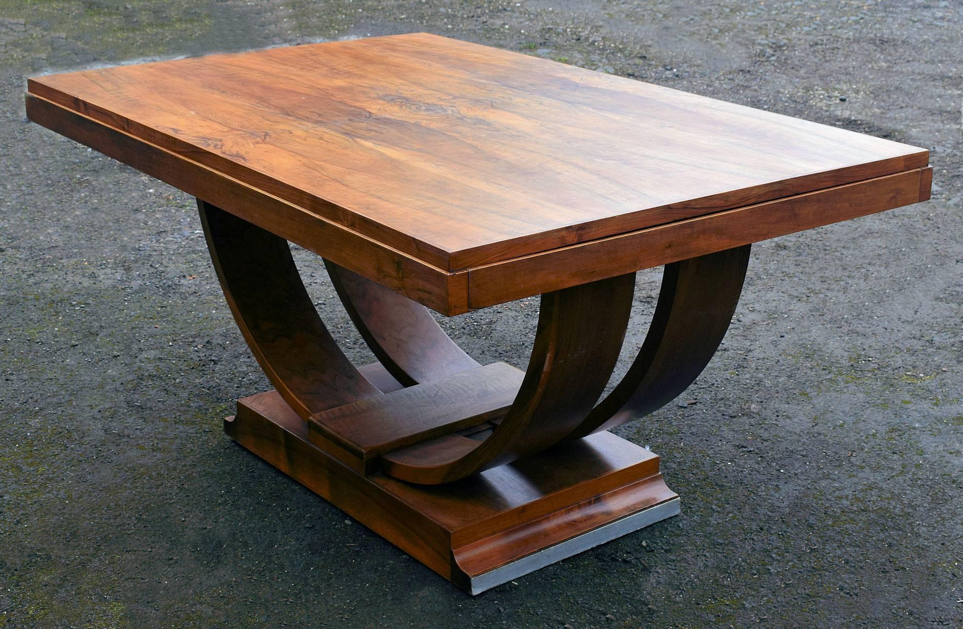 1930s Art Deco U-Base Dining Table in Walnut In Excellent Condition In Devon, England