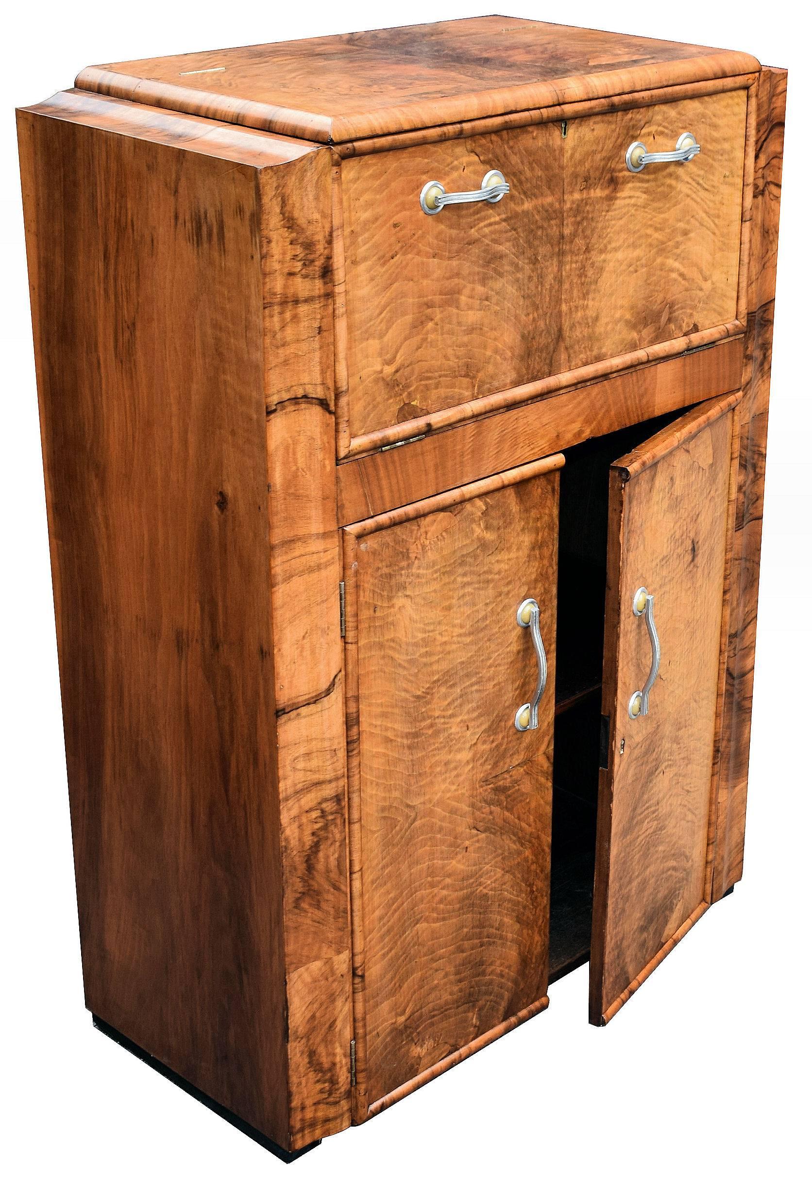 1930s cocktail cabinet