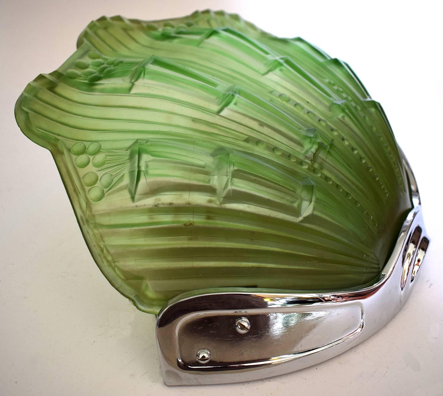 Rare 1930s Art Deco Large English Glass Wall Light Sconces 1