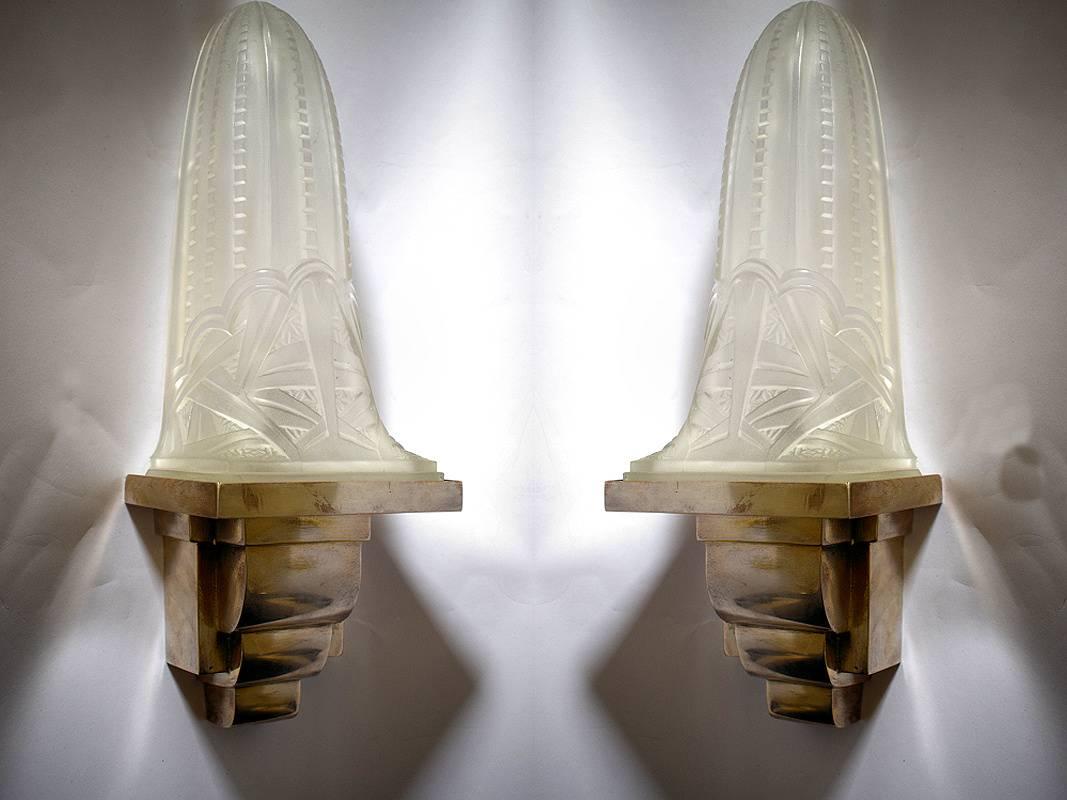 Rare Art Deco Wall Light Sconces by Muller Freres In Excellent Condition In Devon, England