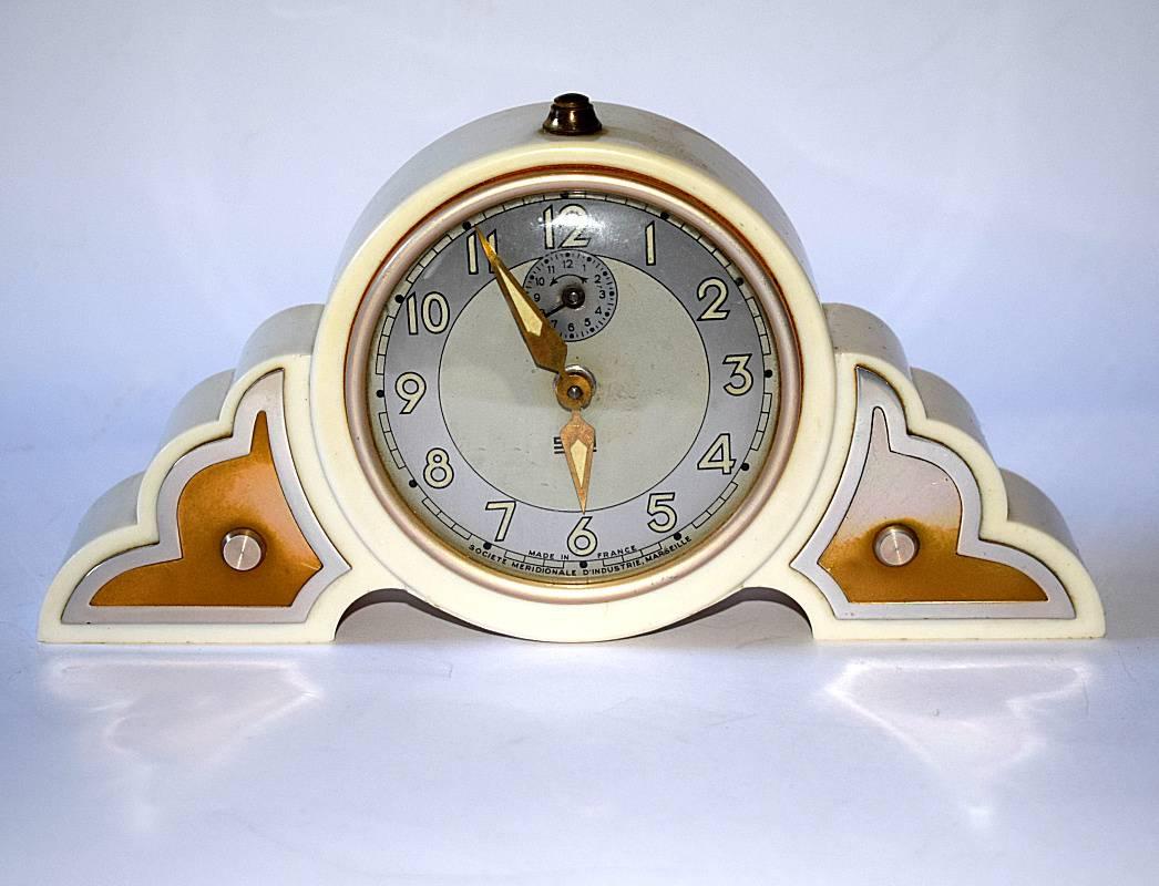 Glass French Art Deco Ivory Colored Bakelite 'Cloud' Clock