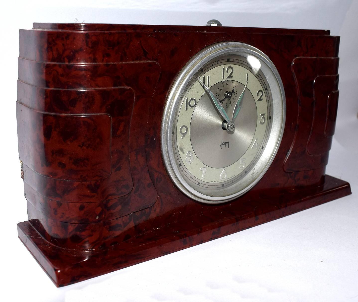 Art Deco Bakelite Streamline Clock by Japy France In Good Condition In Devon, England