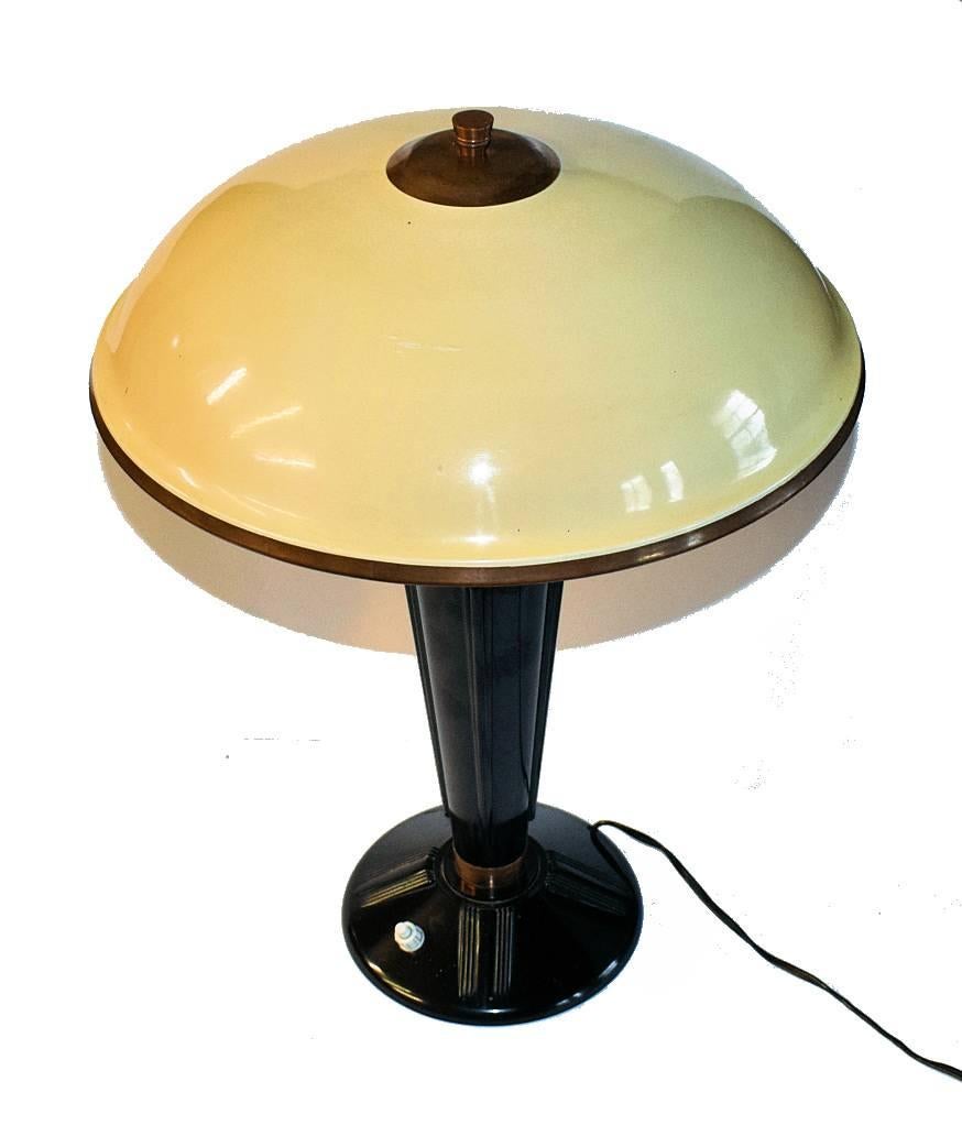 Enameled Large Art Deco Bakelite Table Lamp by Eileen Gray for Jumo, France