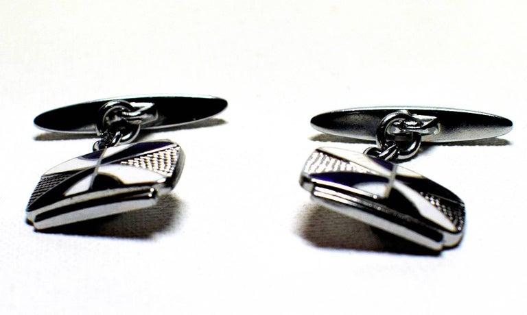 English Art Deco Men’s Enamel Pair of Cuff Links In Excellent Condition For Sale In Devon, England