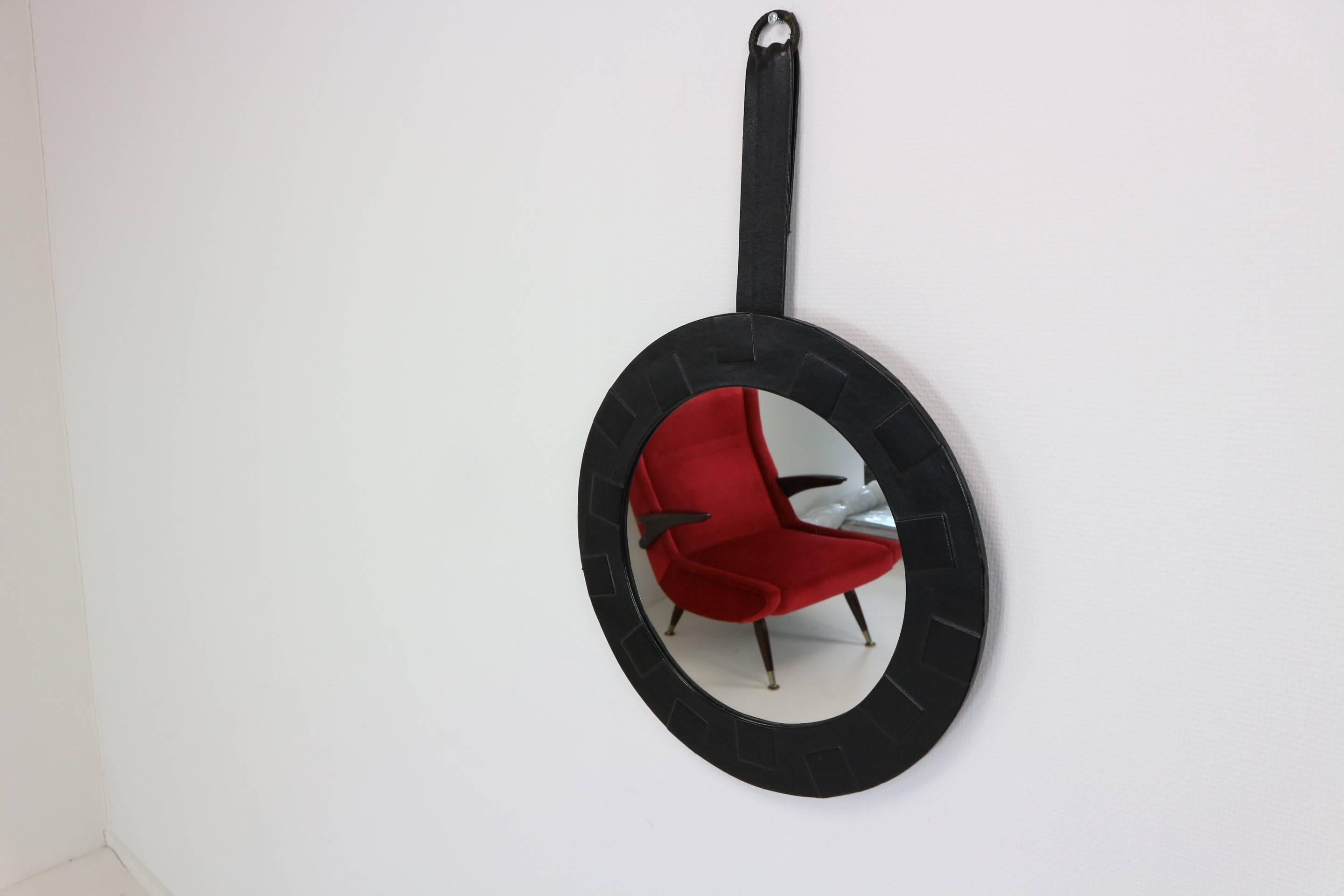 Mid-20th Century Round Mirror with Leather Frame in the Style of Jacque Adnet, 1950s