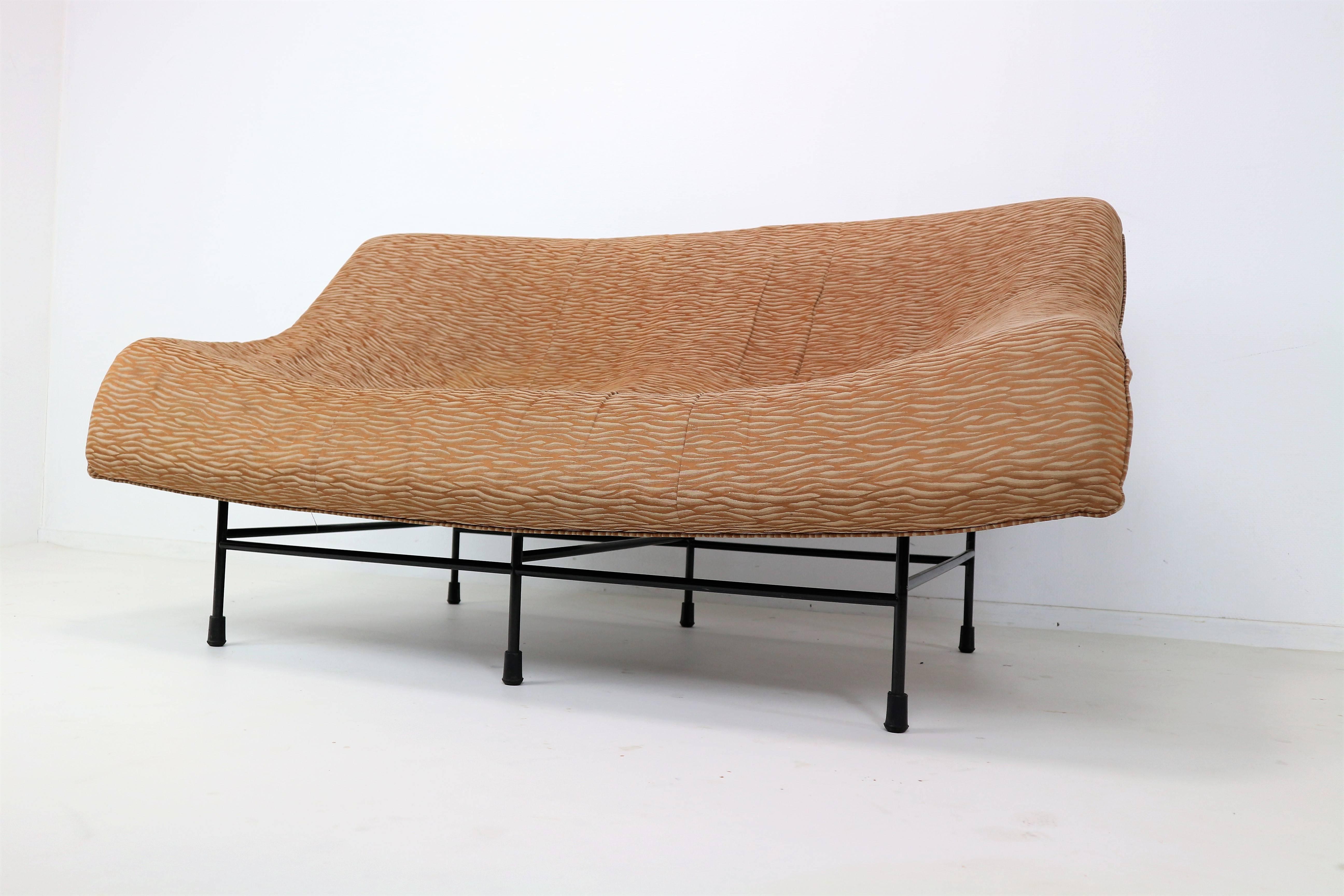 Dutch Butterfly Sofa Designed by Gerard Van Den Berg in the 1970s
