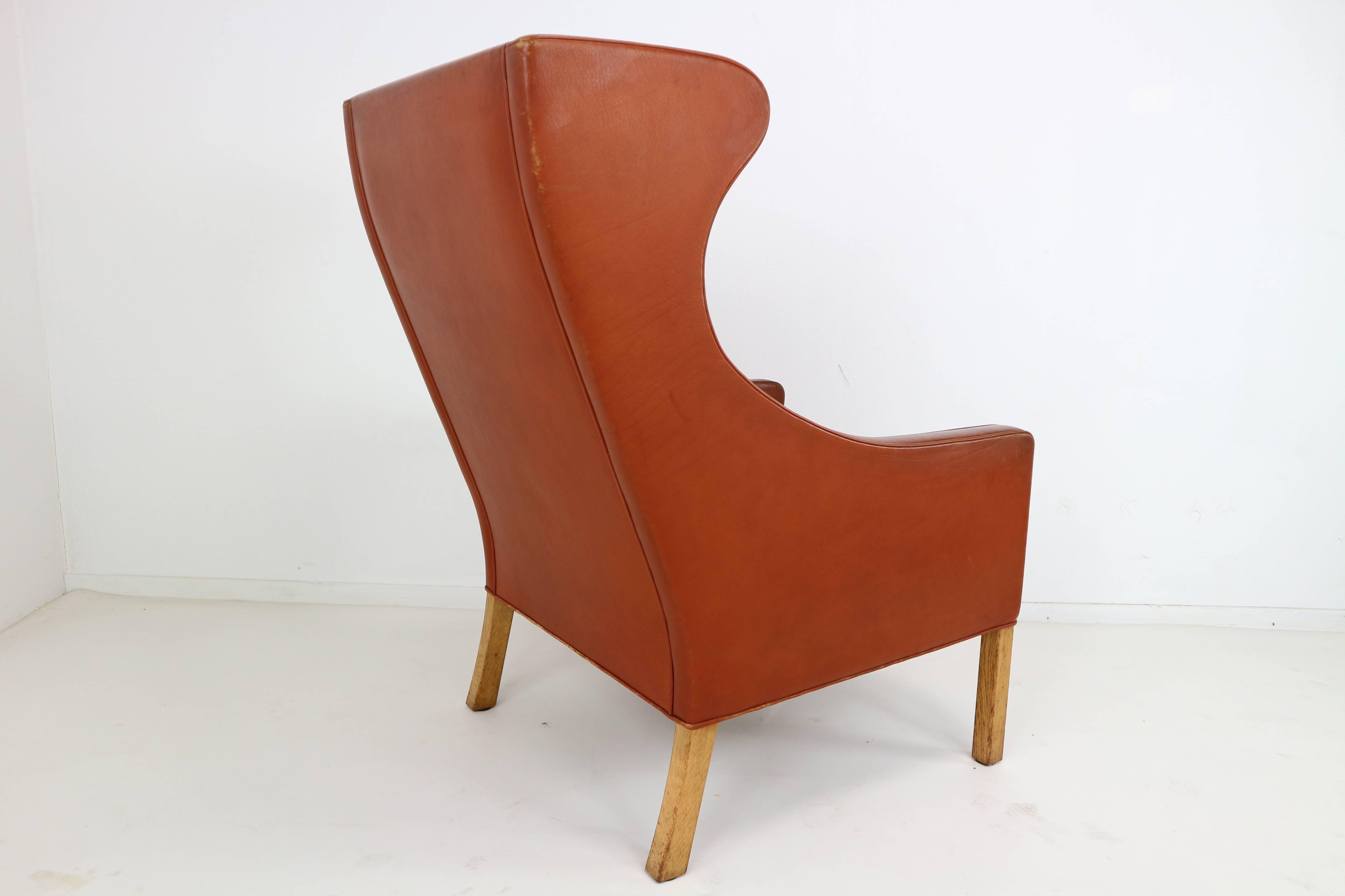 Danish 2204 Wingback Lounge Chair by Børge Mogensen for Fredericia Stolefabrik