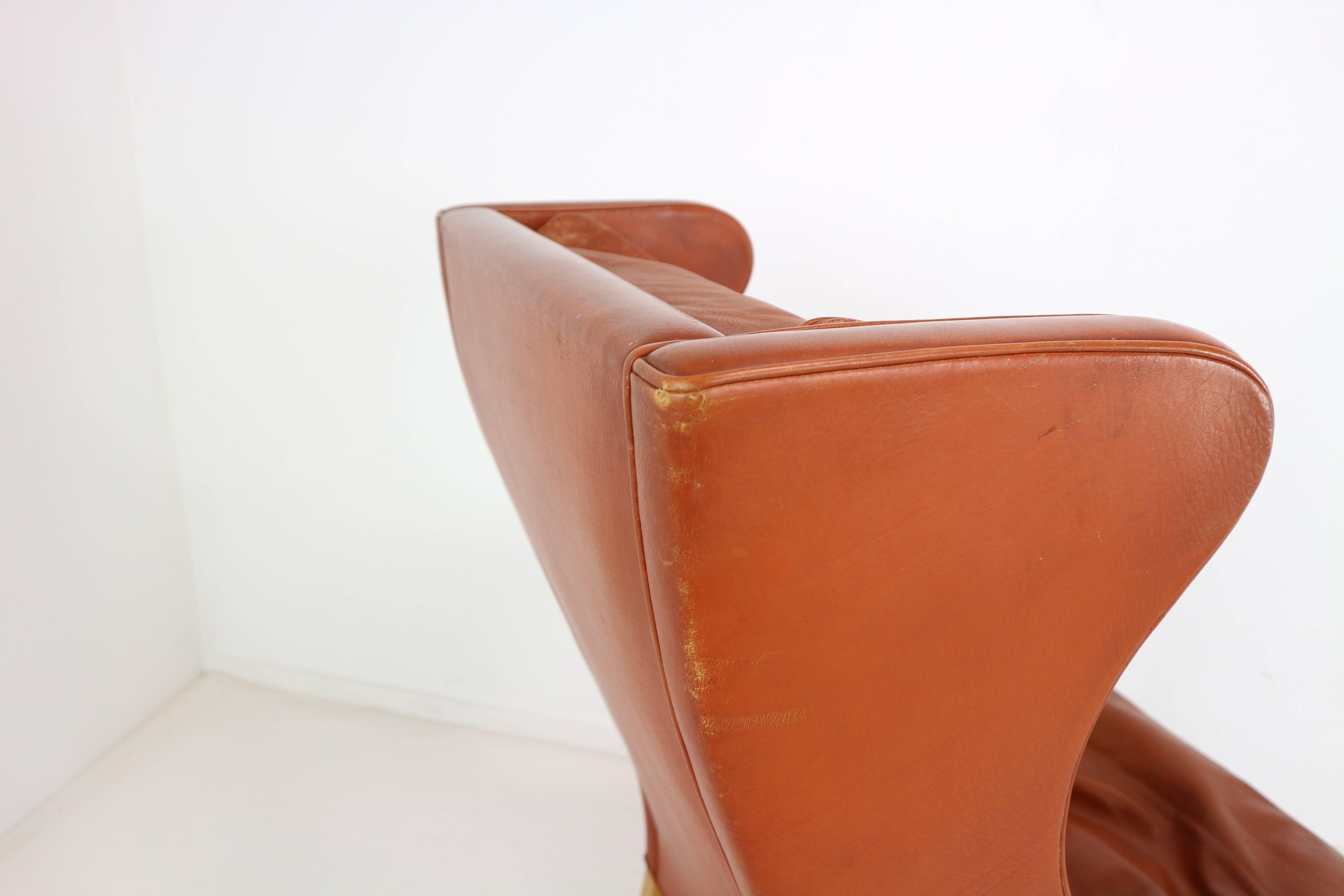 2204 Wingback Lounge Chair by Børge Mogensen for Fredericia Stolefabrik In Good Condition In The Hague, NL