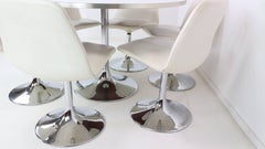 Table tulipe et six chaises pivotantes 'Vinga' de Börje Johanson:: 1970