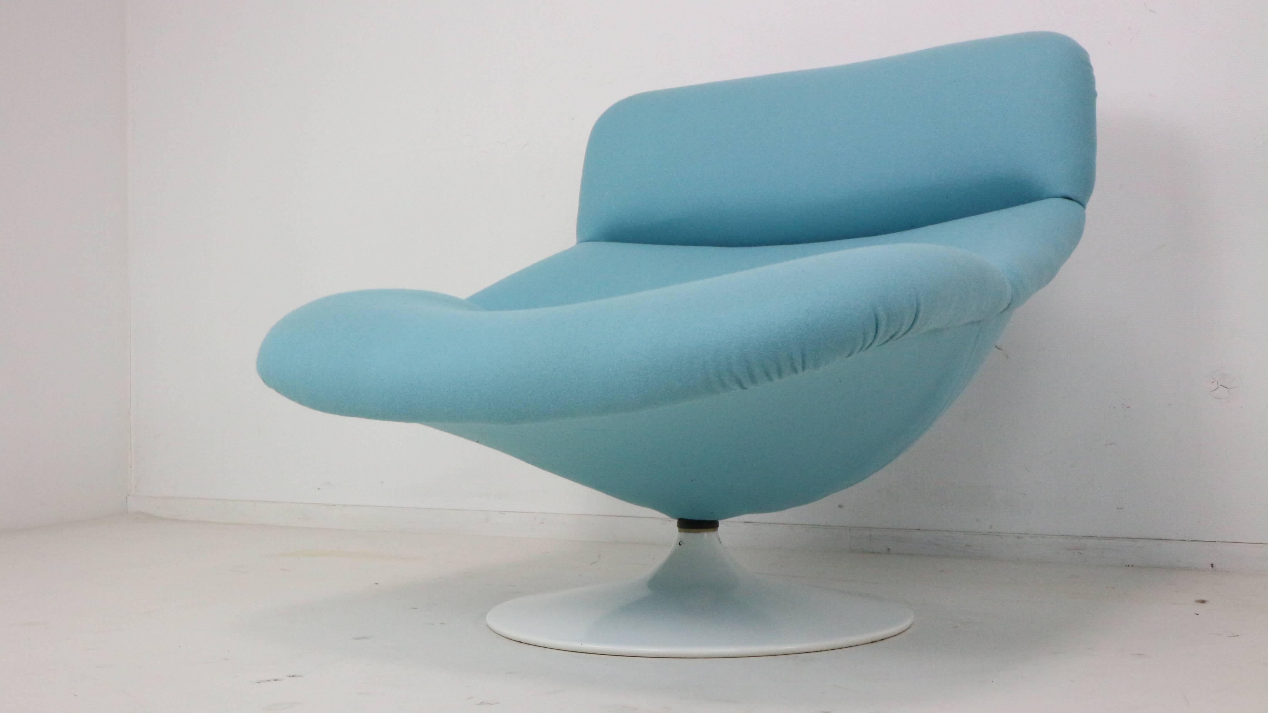Metal Artifort F518 Lounge Swivel Chair by Geoffrey Harcourt