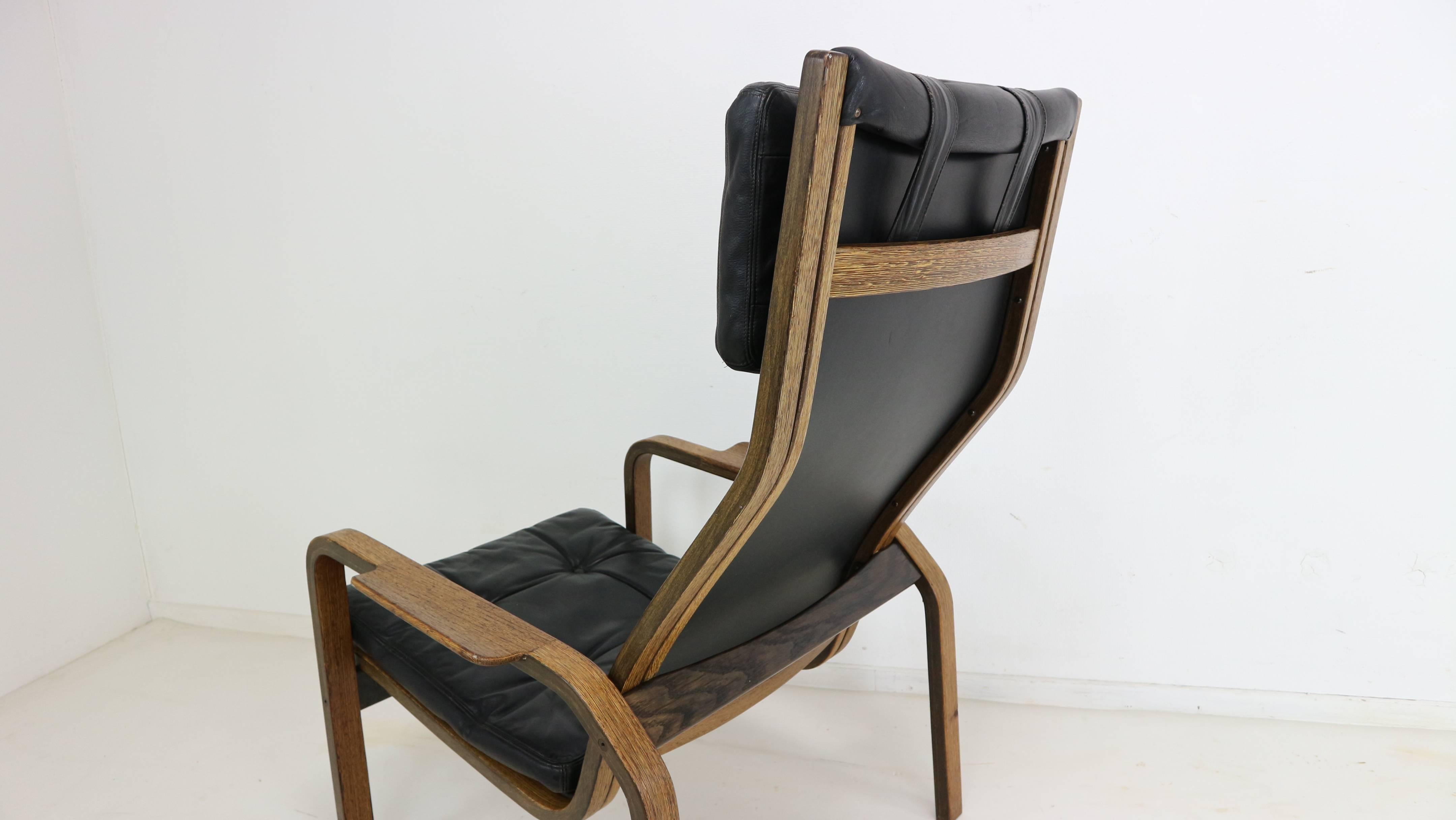 Pair of Yngve Ekstrom Armchairs in Black Leather and Wengé, 1960s 2