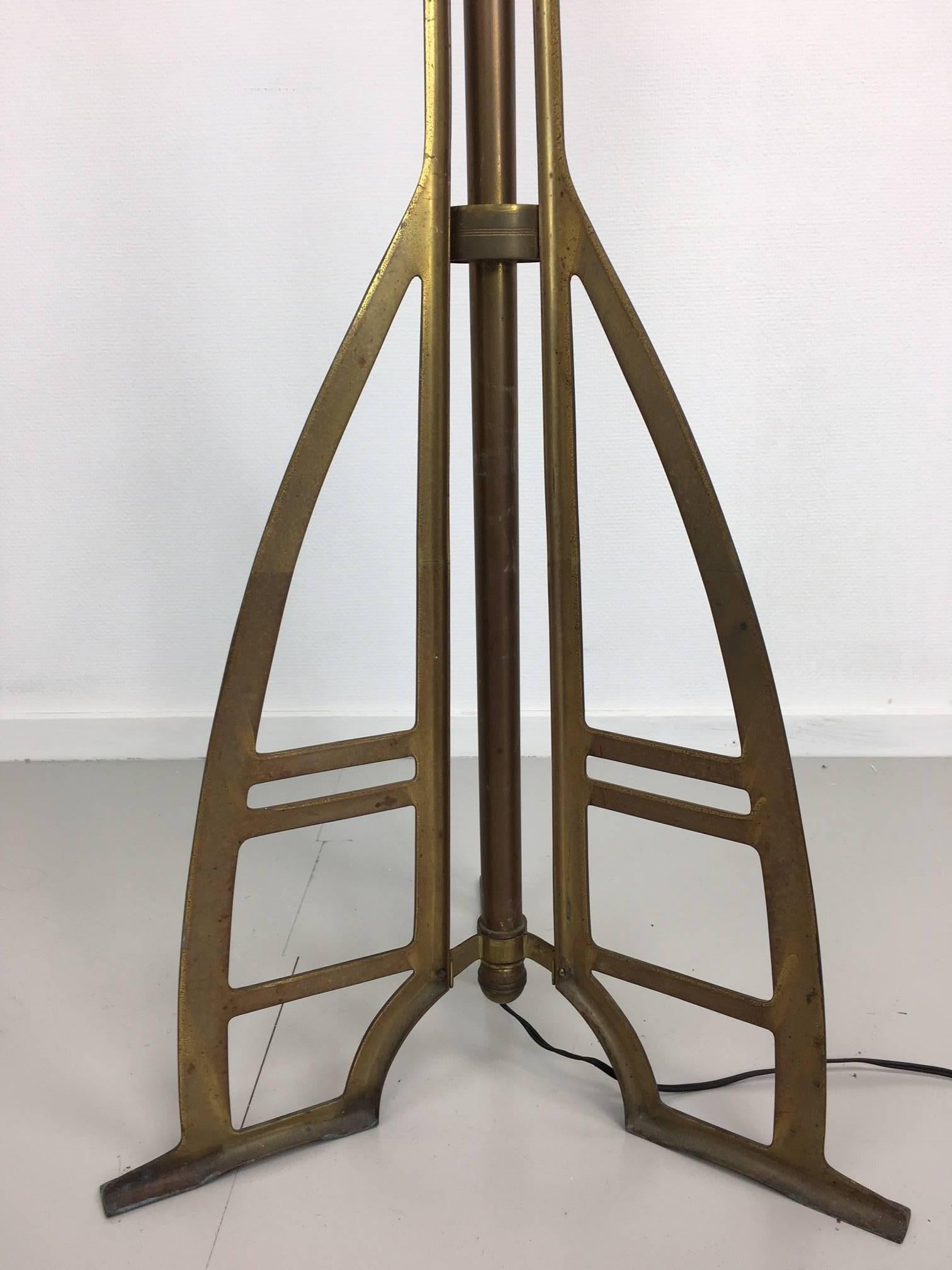 Mid-20th Century Mid-Century Brass Floor Lamp, 1950s