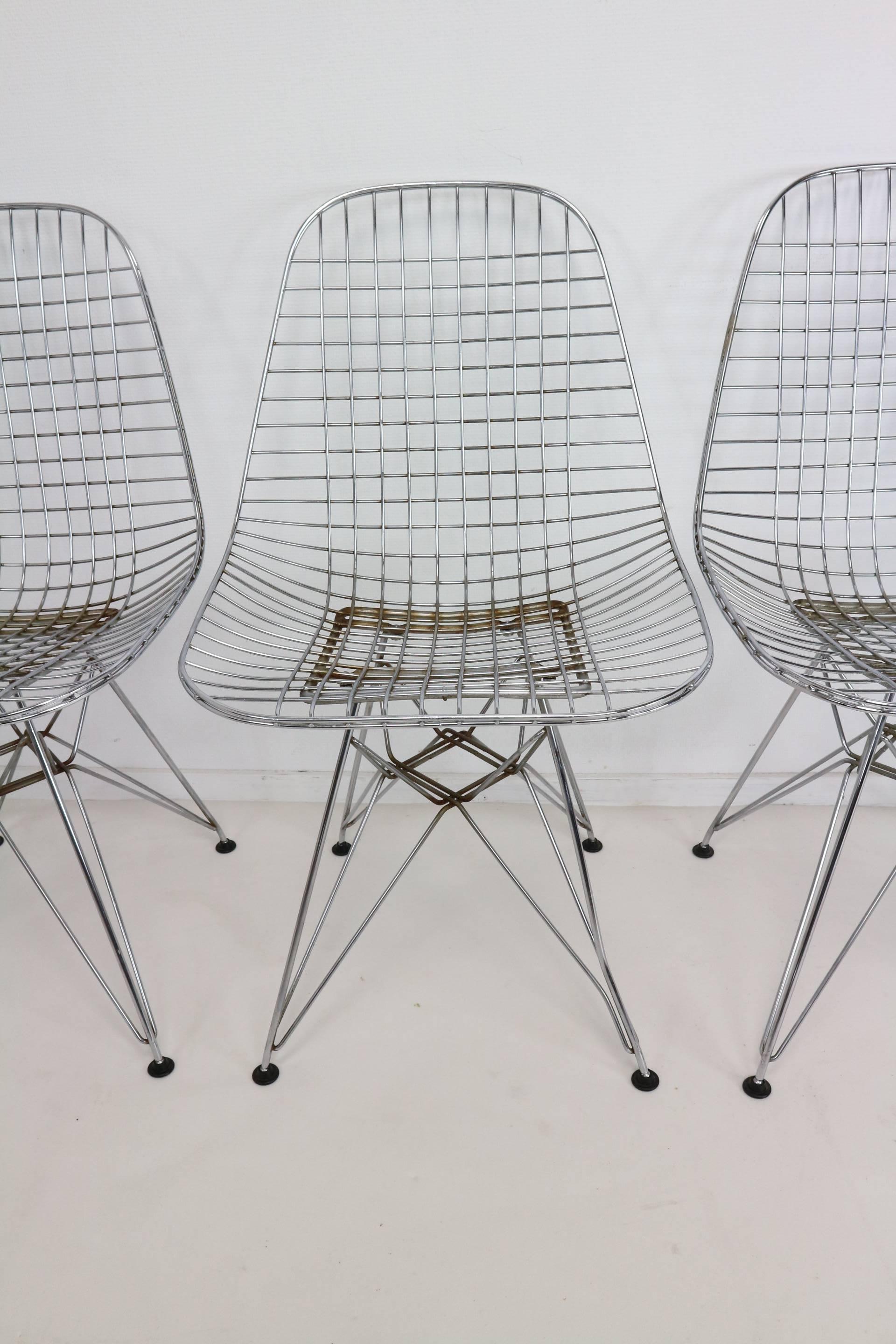 Chrome Set of Five Eames DKR Eiffel Base Wire Chairs for Vitra
