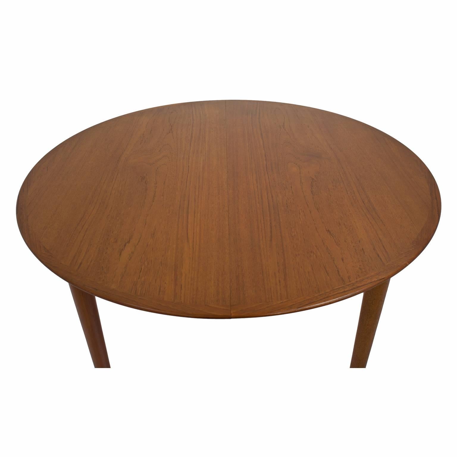 Arne Vodder Extendable Danish Teak Dining Table In Good Condition In Asheville, NC