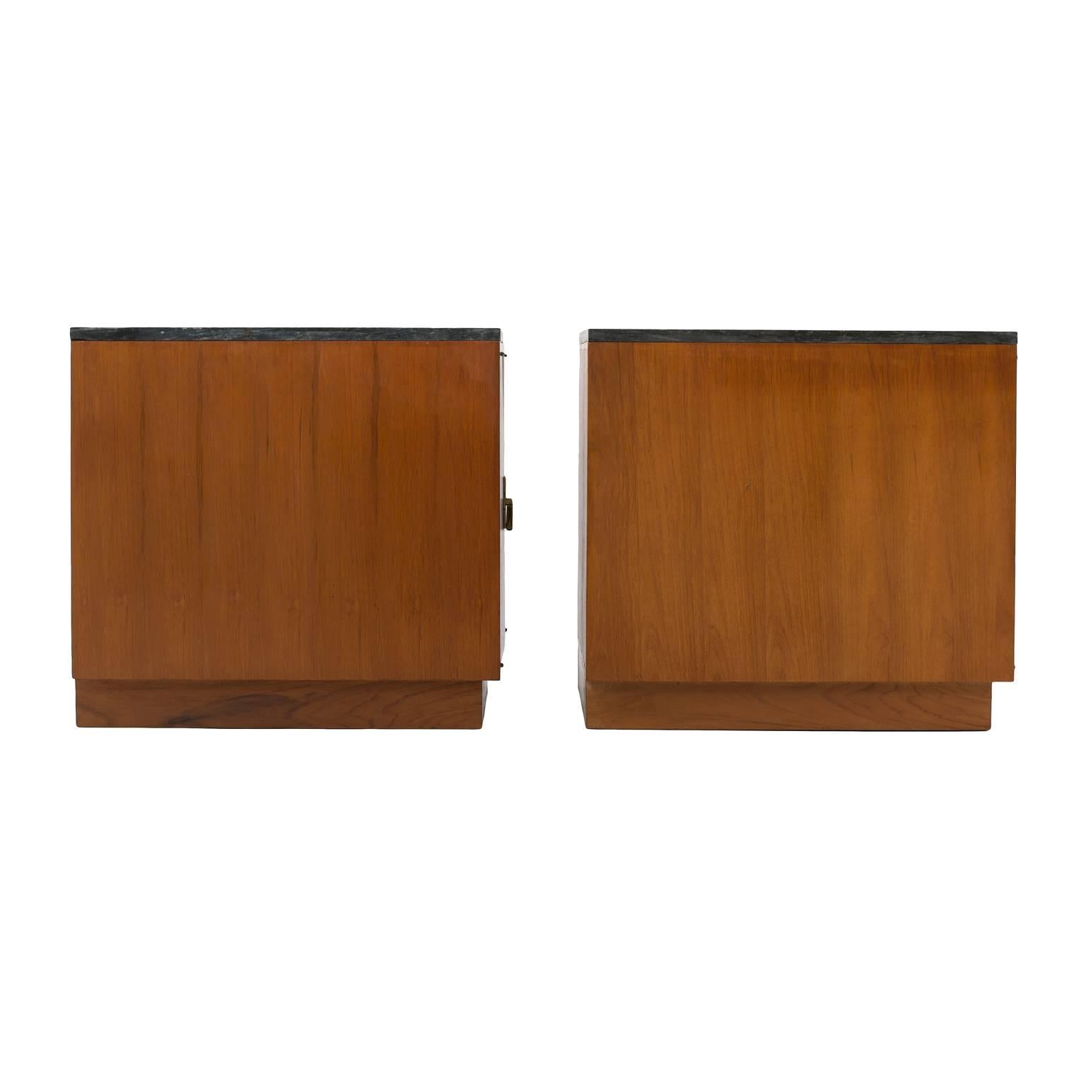 Pair of Mid-Century Side Cabinets or End Tables in Teak with Marble Top In Good Condition For Sale In Asheville, NC