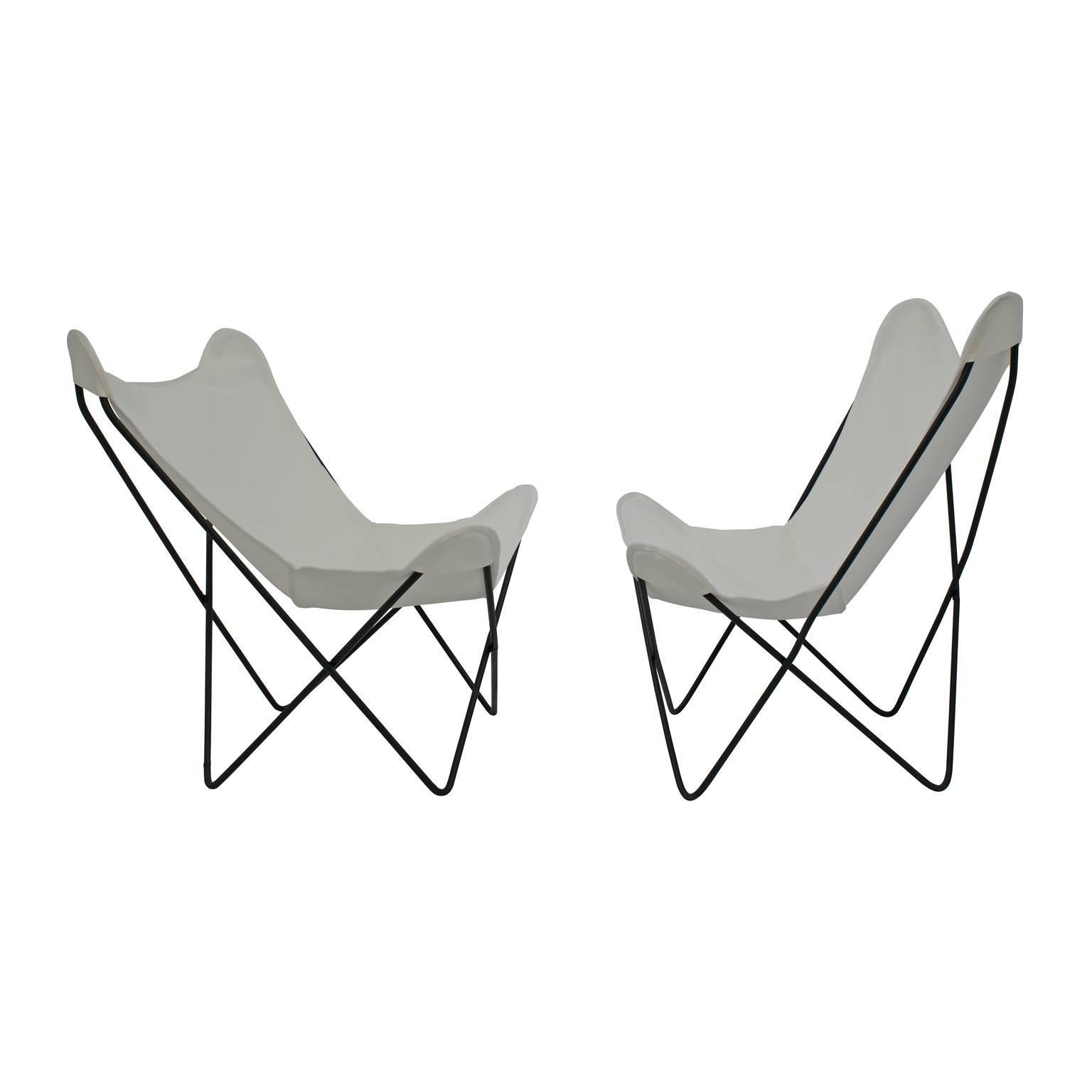 Pair Mid-Century Butterfly Chairs with New White Slings In Good Condition In Asheville, NC