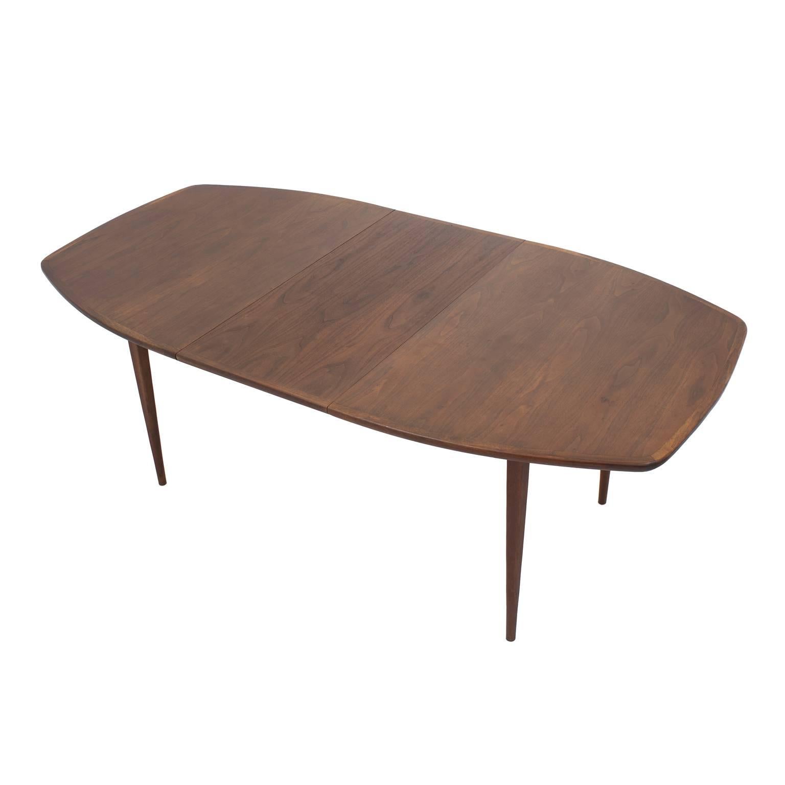Mid-Century Modern Mid-Century Solid Walnut Dining Table by Dillingham Attributed to Milo Baughman For Sale